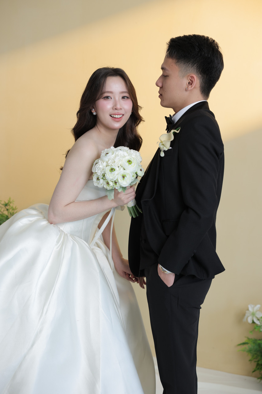 Ảnh chân dung cưới của Xuân Trung và Nguyễn Nhàn